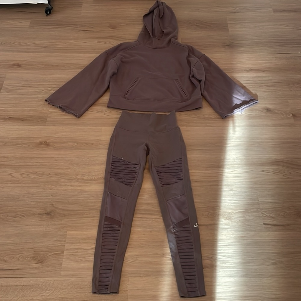 Alo Yoga Hoodie and matching Leggings Set